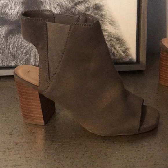New look booties - Picture 2 of 3